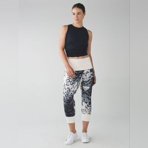 Lululemon Dance To Yoga Pant. Size 4.